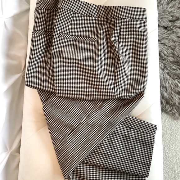 Chloe Silk Blend Houndstooth Ankle Trouser - Picture 6 of 14